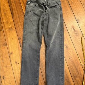 Citizens of Humanity Emerson Slim
Boyfriend Jeans
Color: Carbon